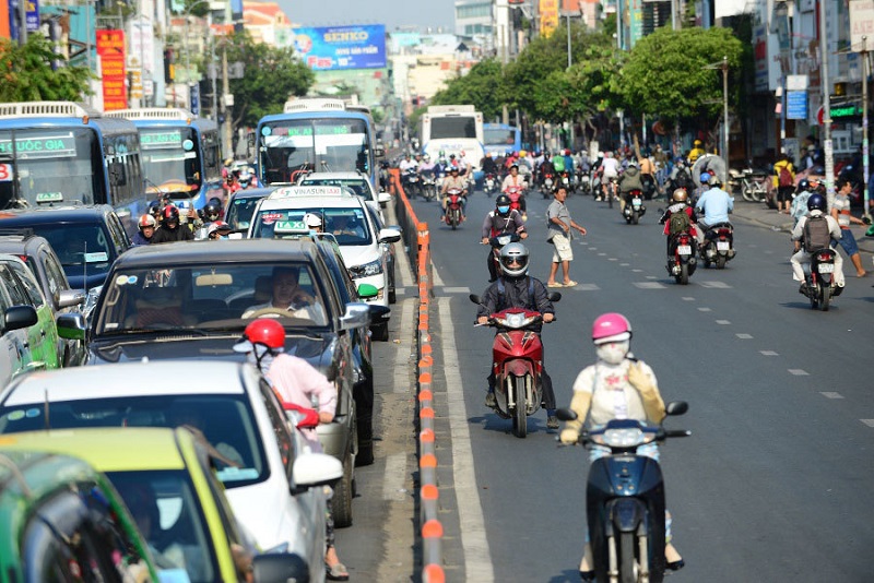 gặp &ocirc; t&ocirc; xe m&aacute;y